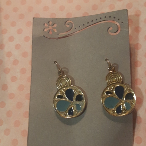 Jewlery Earrings - Picture 4 of 4